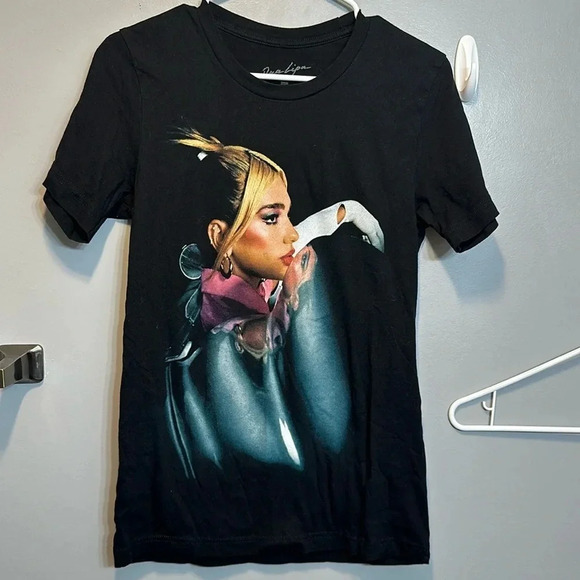 Dua Lipa Future Nostalgia Short Sleeve Black Concert Tee size small unisex - Picture 1 of 4